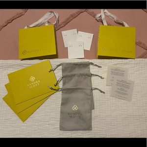 Kendra Scott packaging